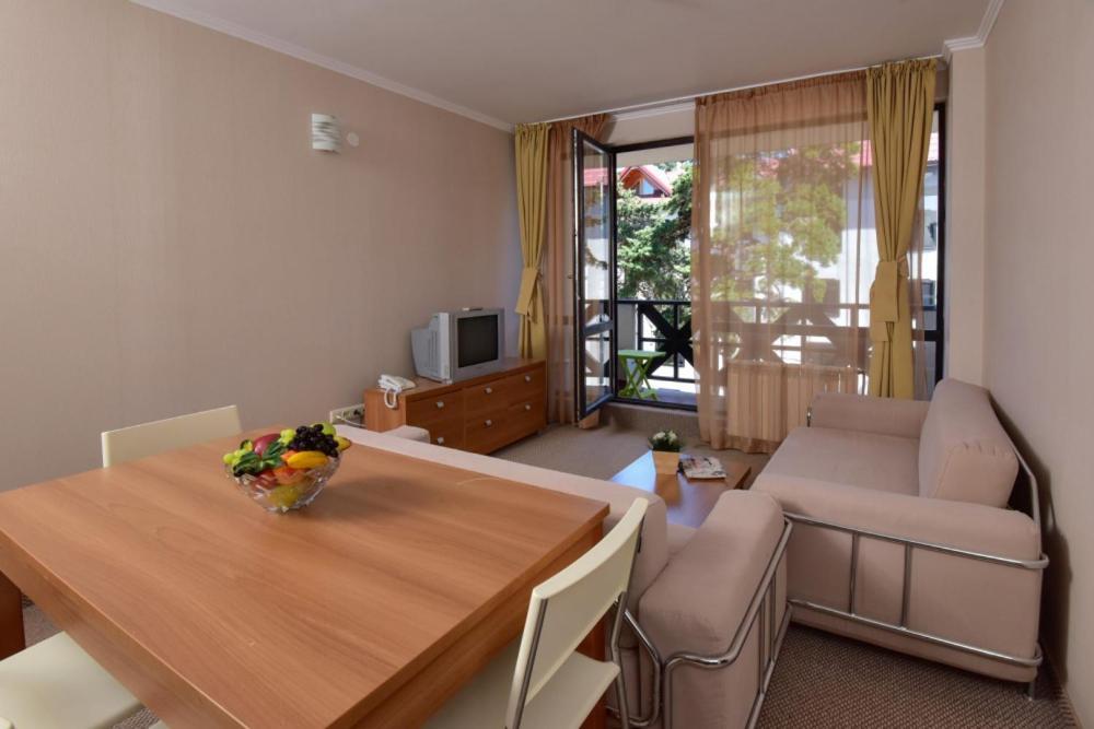 Apartments Hotel Snejanka Pamporovo Kültér fotó